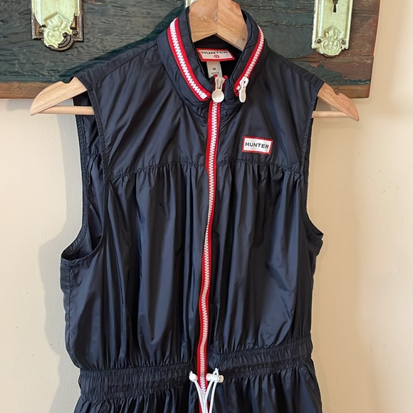 Hunter x Target Black Sleeveless Windbreaker Full Zip Hooded Dress Size Medium - Picture 4 of 16